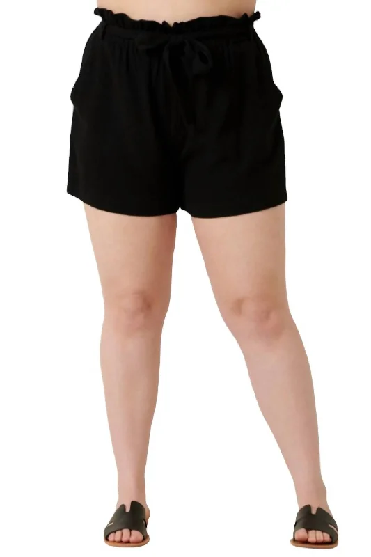 Plus Zoe Short In Black