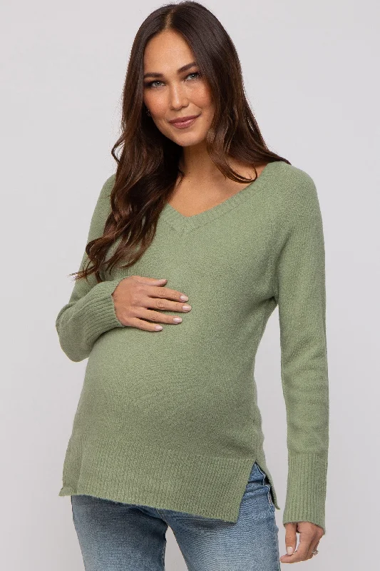 Light Olive V-Neck Basic Maternity Sweater